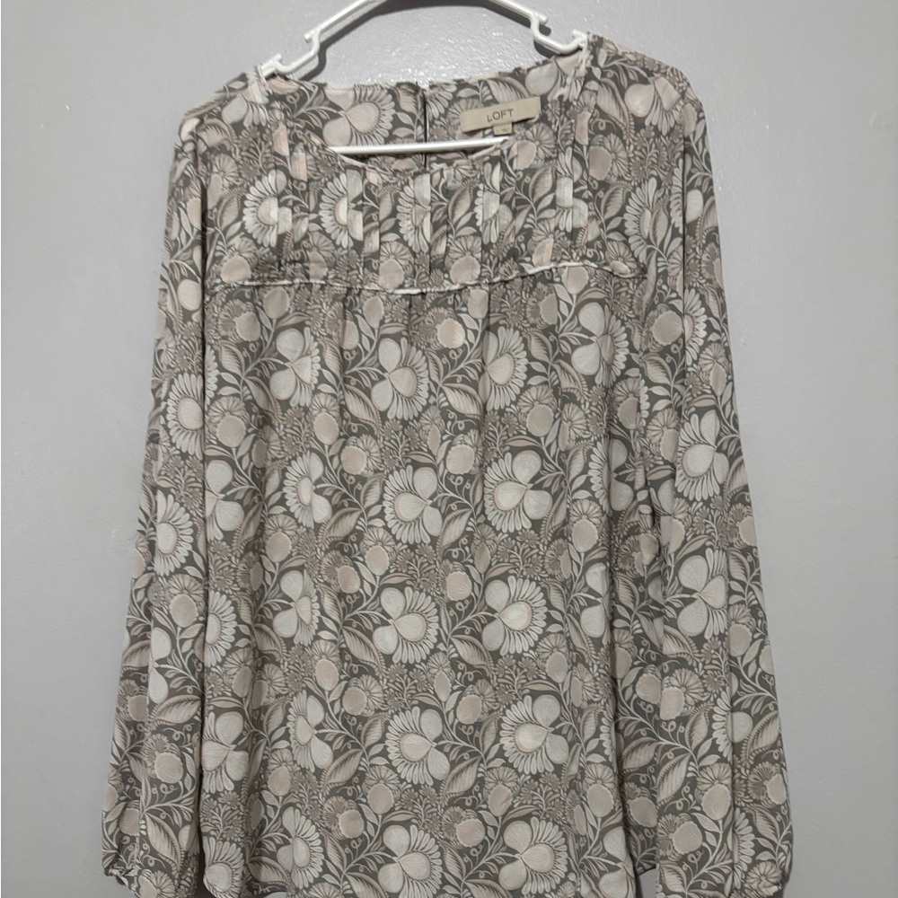 LOFT Cream and Gray Floral Blouse